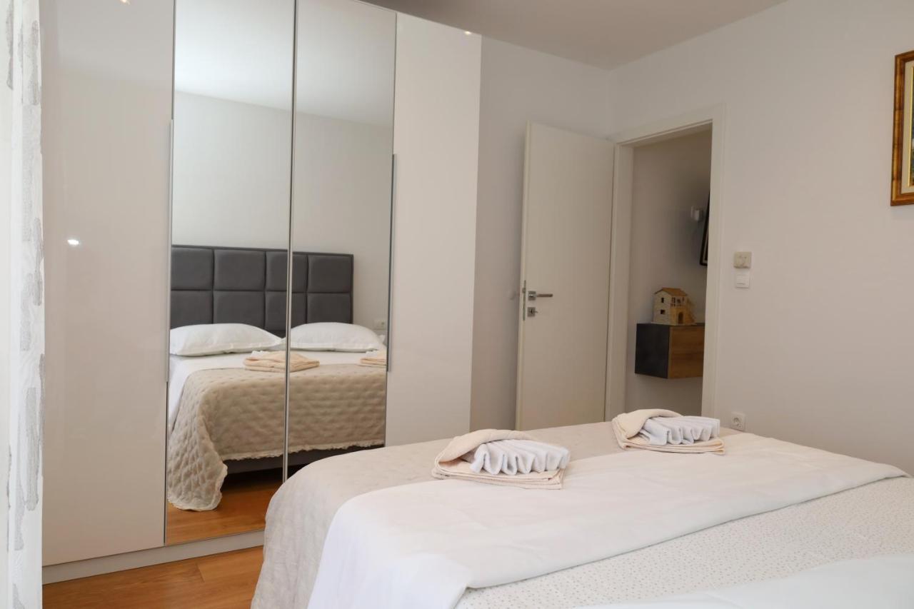 Dalmata D Apartment Подстрана Екстериор снимка
